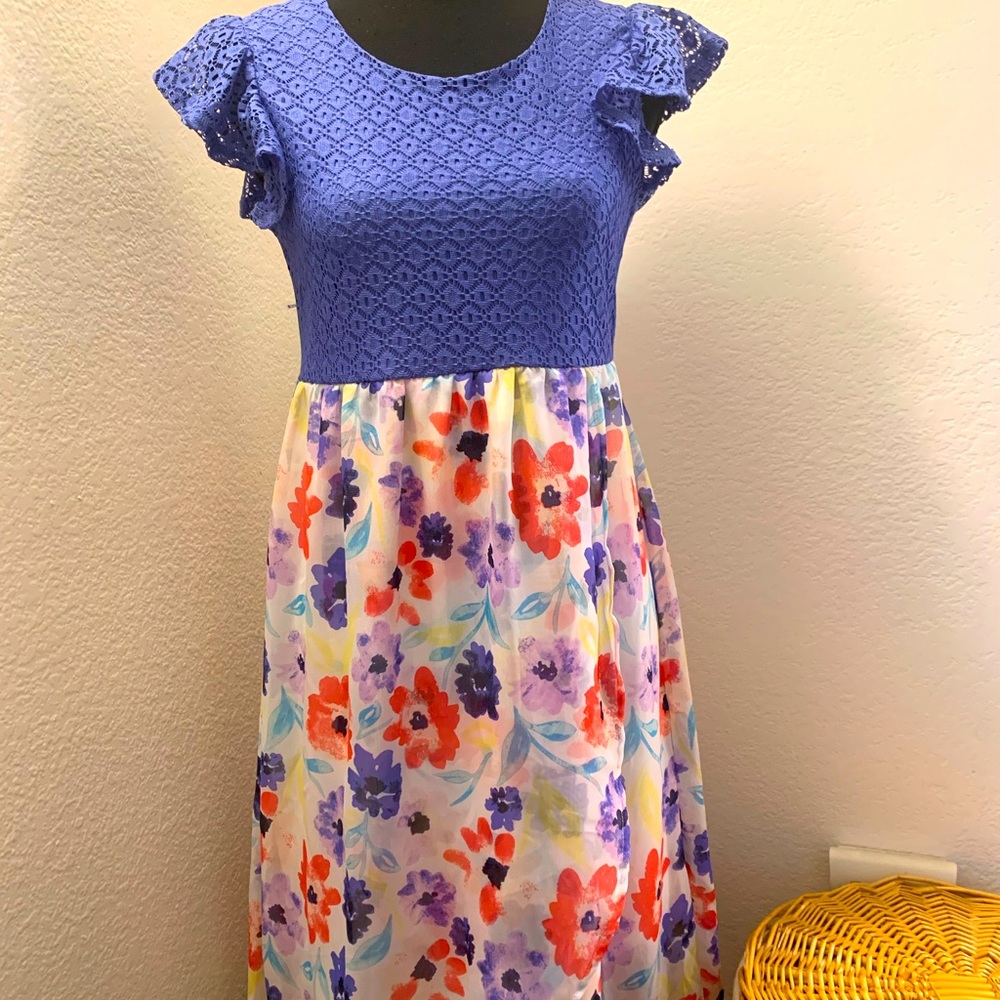 SOLD ON MERCARI 🌺 Wonder Nation Dress Sz 14-16